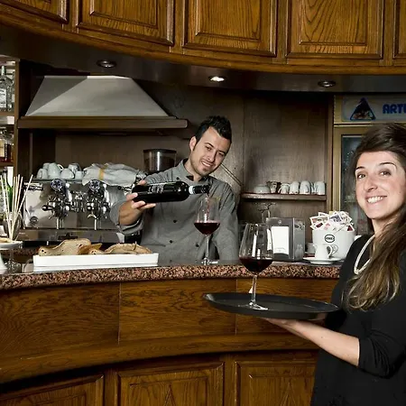 Hotel Residence Giardini Piode