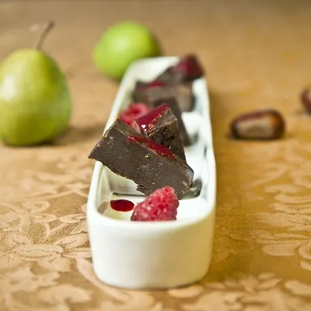 Giardini Aparthotel Piode